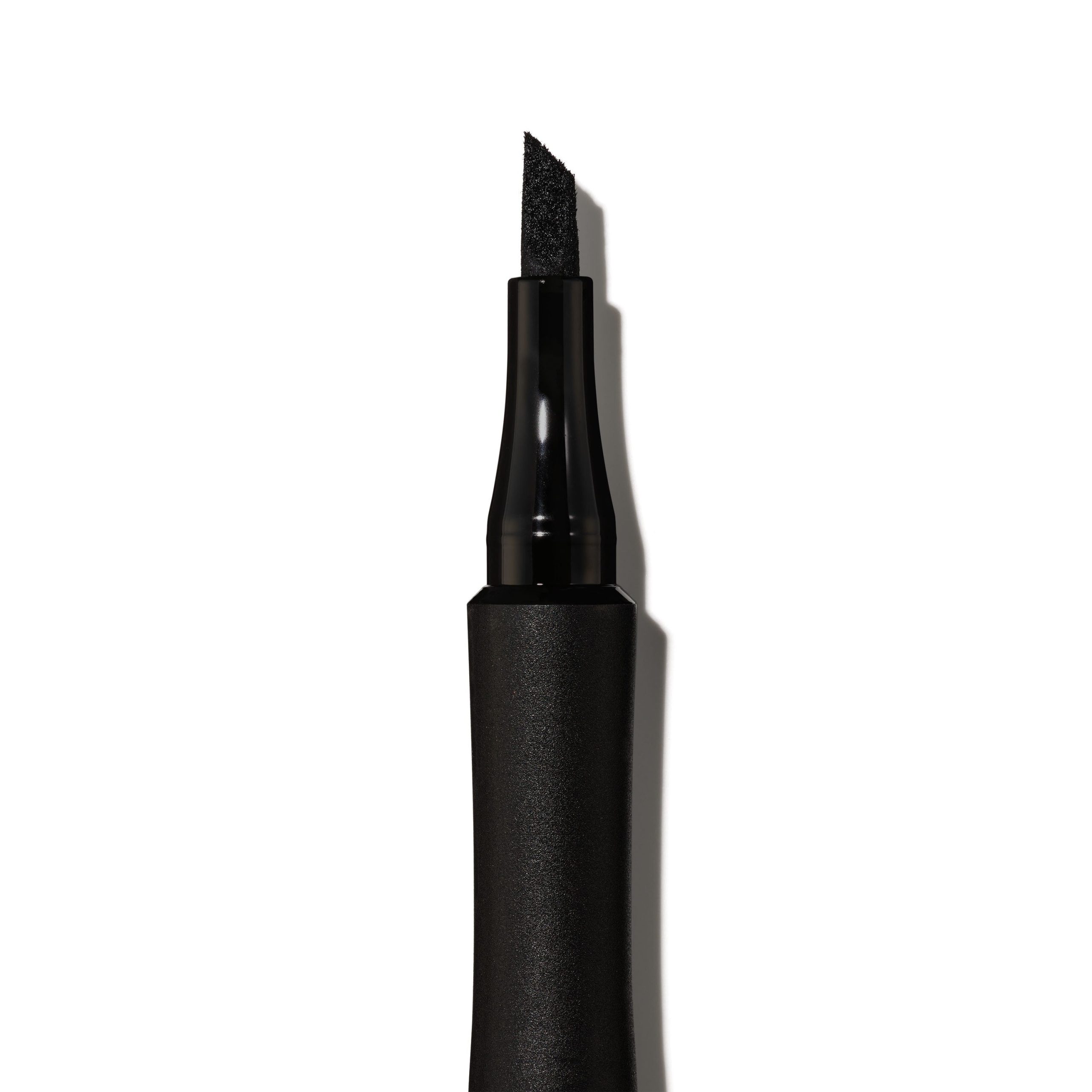 ColorStay Liquid Eyeliner Pen - Image 3
